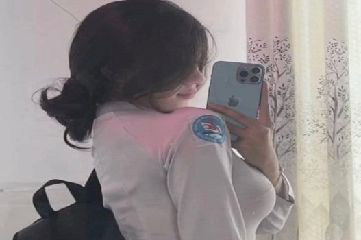 Нгуен Тан Тао Школа Средняя школа Скип Школа со своим парнем